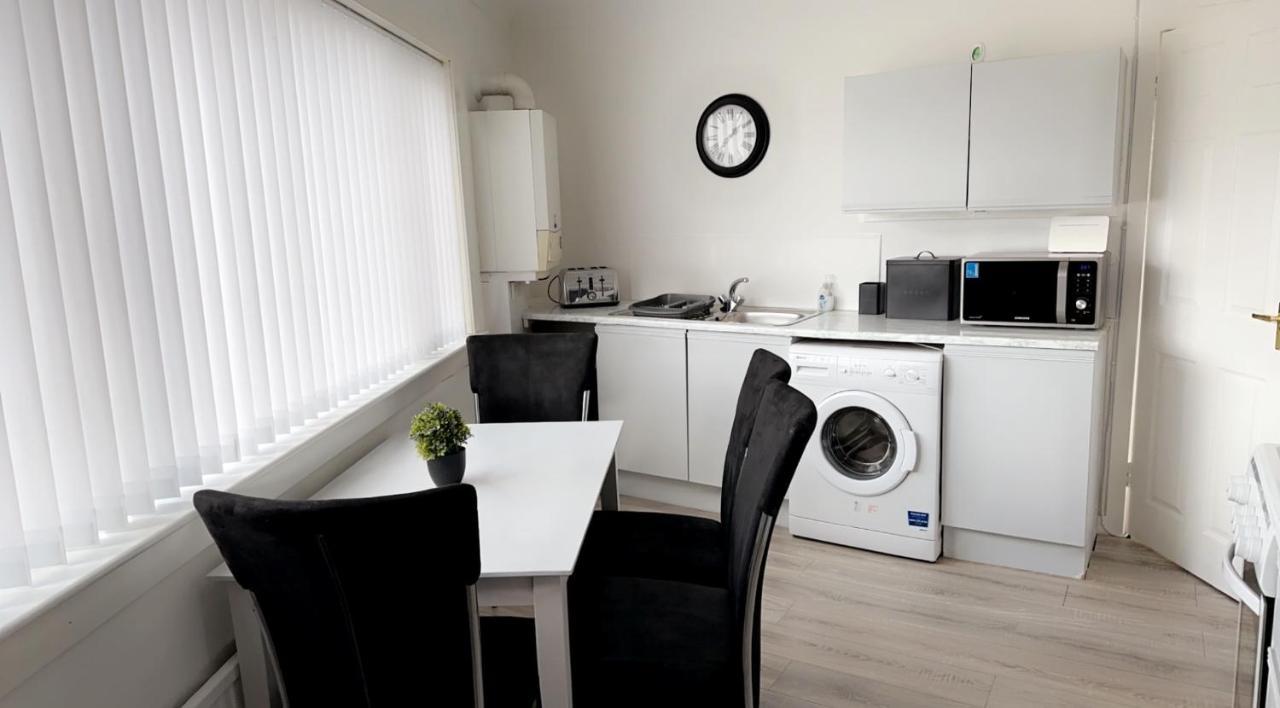 Crown Street Getaway Apartment Ayr Exterior foto