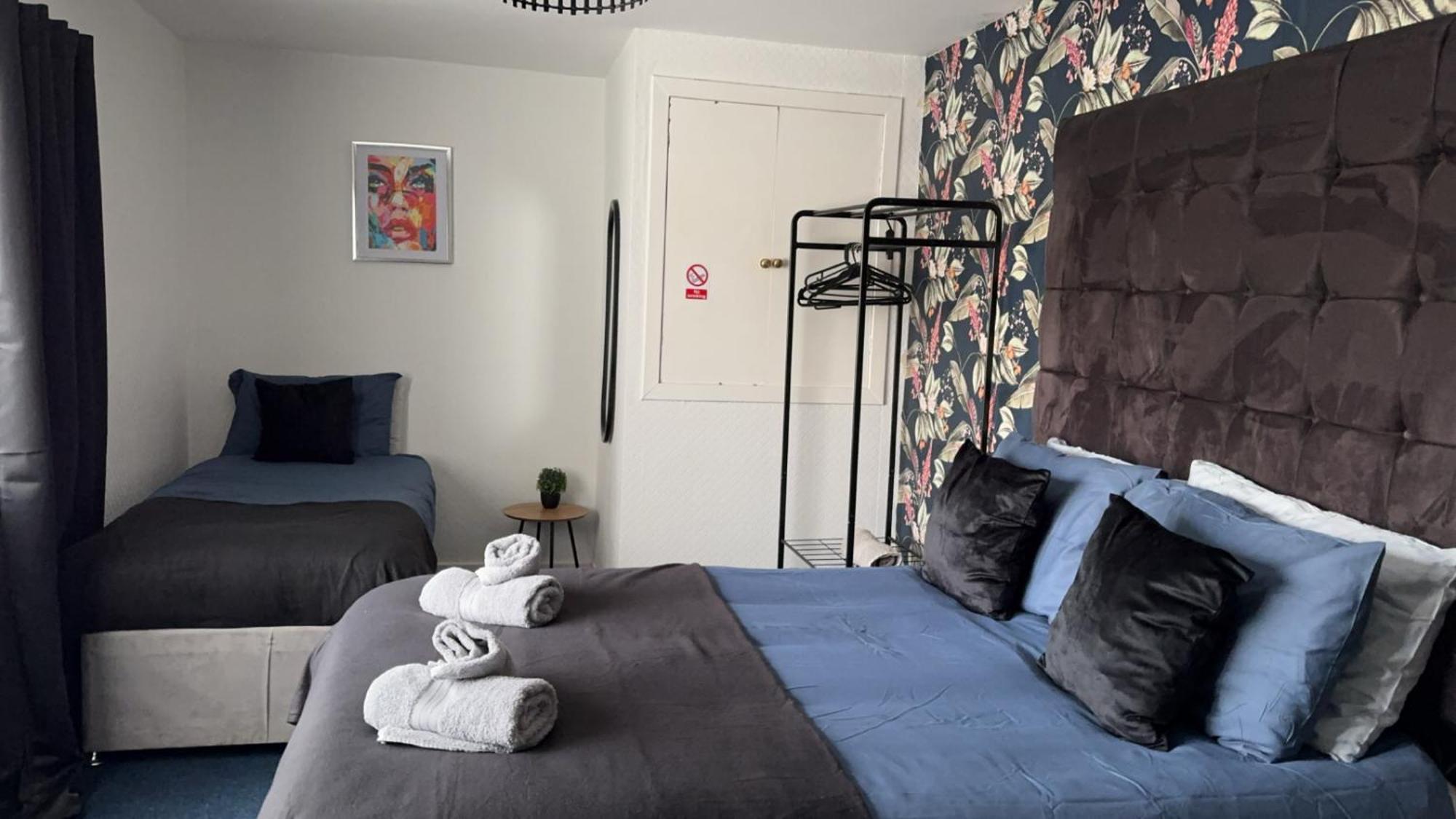 Crown Street Getaway Apartment Ayr Exterior foto